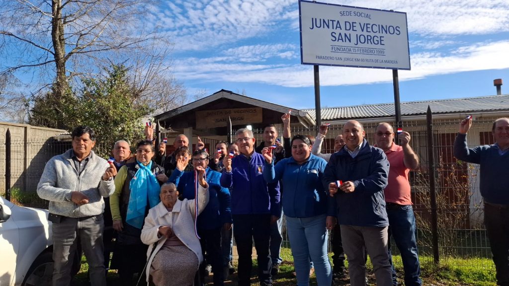 💡 ¡Espacios comunitarios más seguros y mejor iluminados para nuestra comuna! 🔌✨