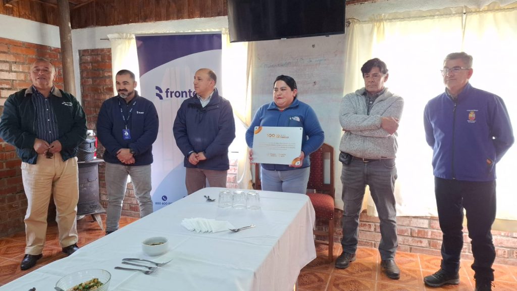 💡 ¡Espacios comunitarios más seguros y mejor iluminados para nuestra comuna! 🔌✨